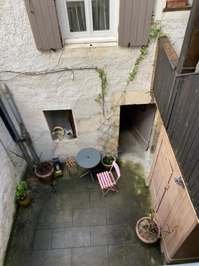 Le Puits Du Bourg Leilighet Nevers Eksteriør bilde